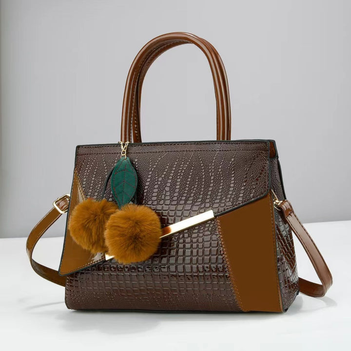 Damen Designer-Handtasche mit strukturiertem Kunstleder und raffinierten Akzenten Nord Taschen
