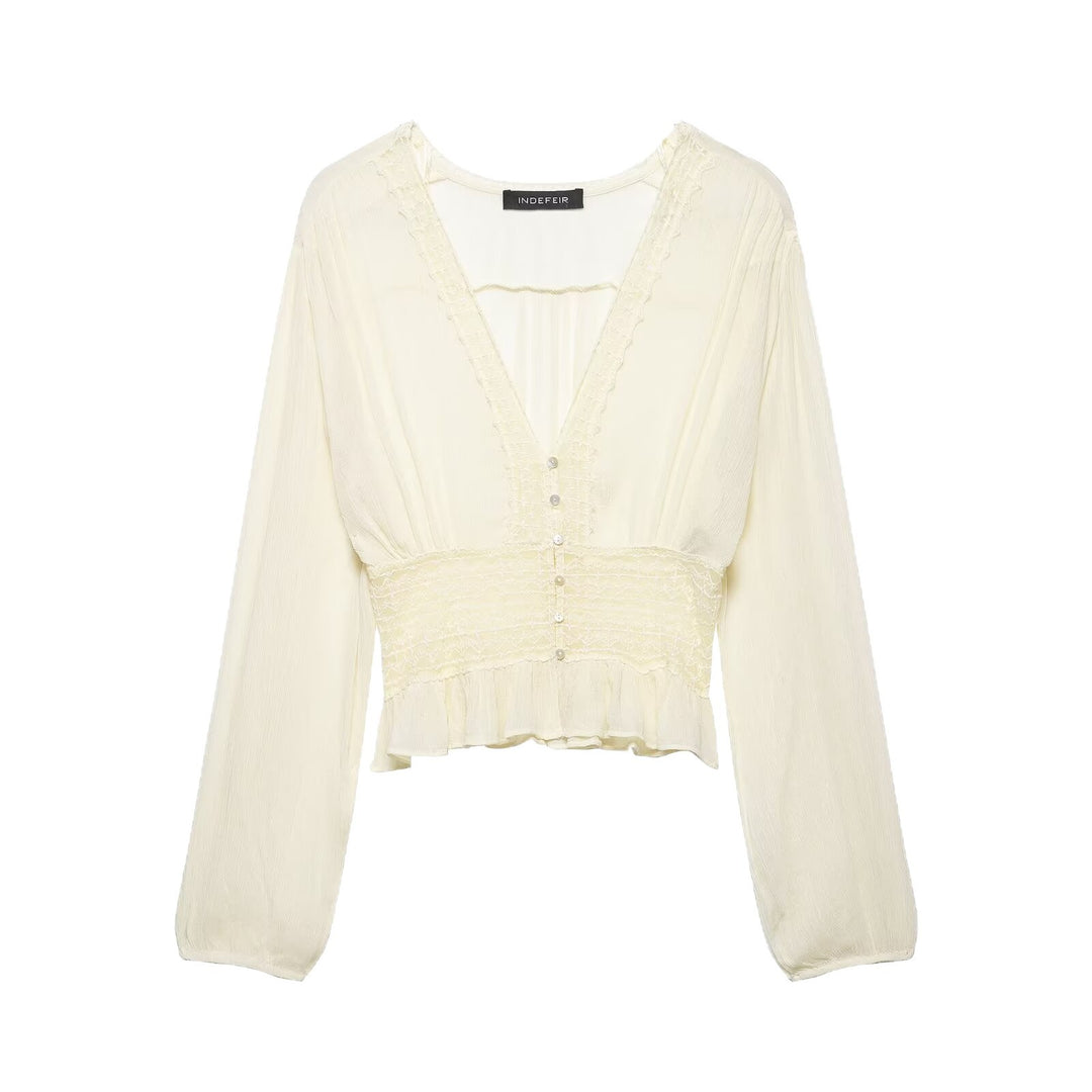 Damen Zarte Langarm‑Bluse aus Crinkle‑Chiffon mit tiefem V‑Ausschnitt, Smok‑Taille und Volantsaum Nord Taschen