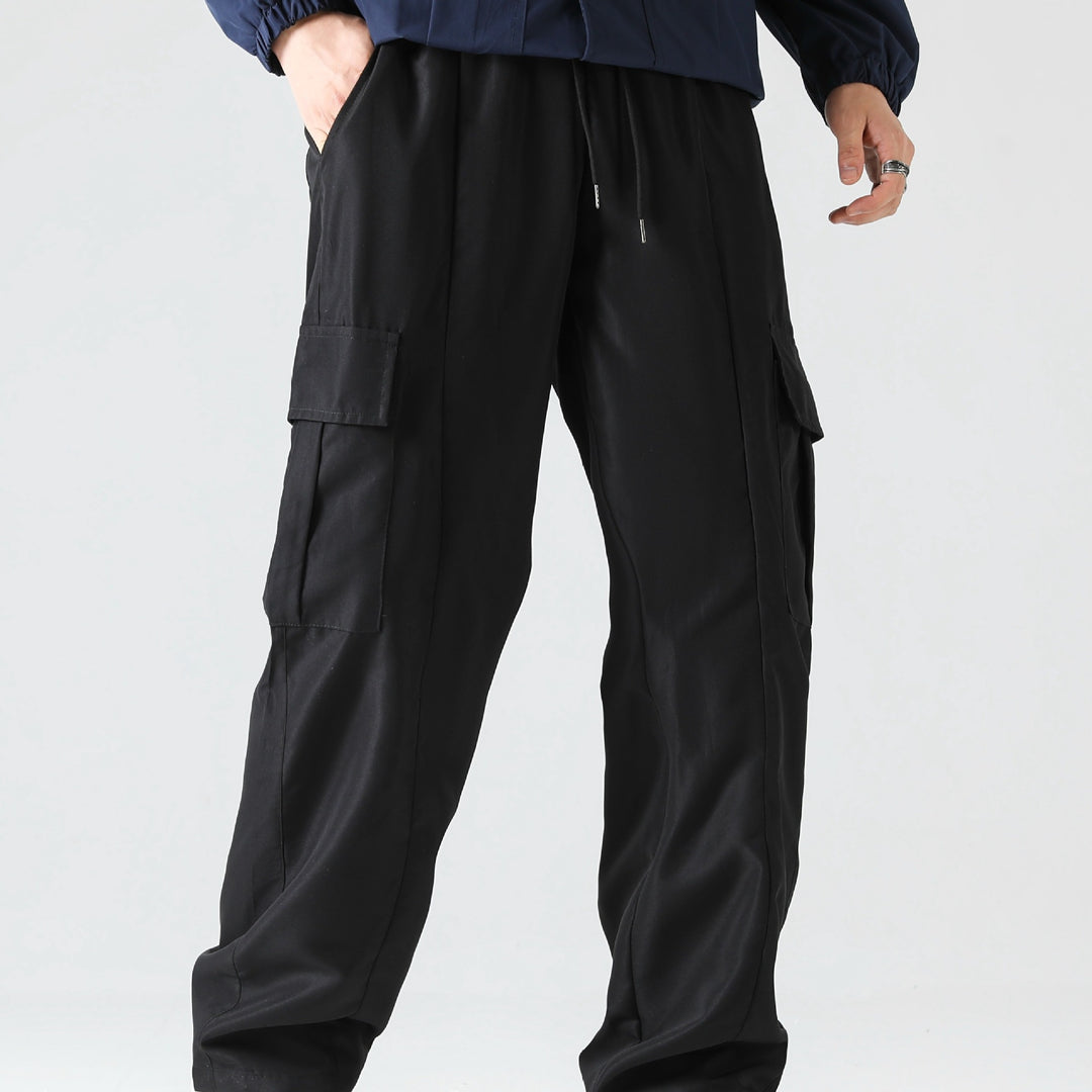 Herren Tapered Cargo-Jogginghose mit flachem Tunnelzug, Mehrfachtaschen & schmalem Knöchelsaum Nord Taschen