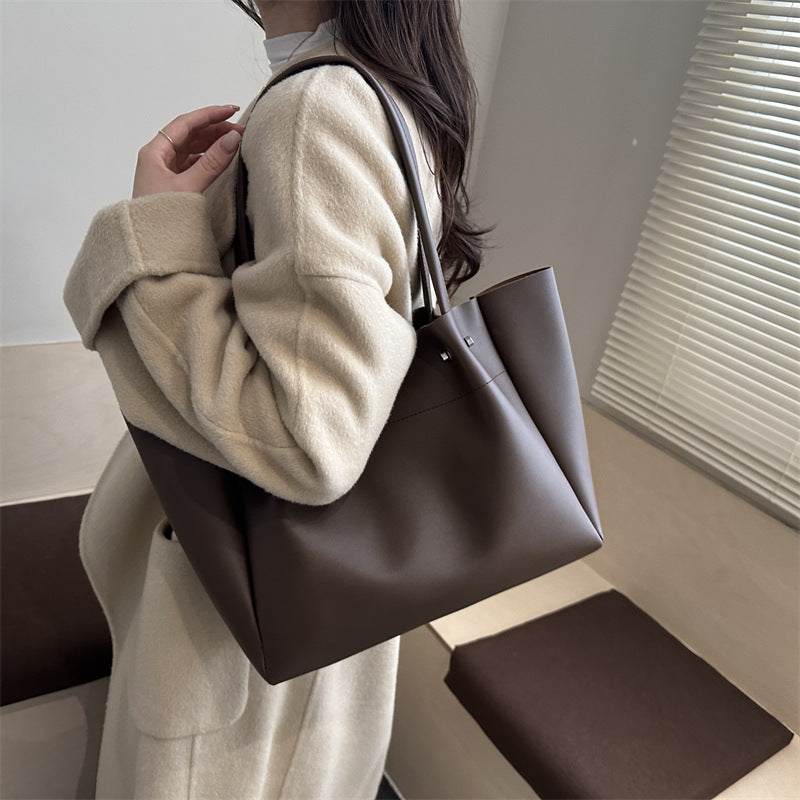 Damen Tote-Bag mit eleganter minimalistischer Struktur und robusten Traggriffen Nord Taschen