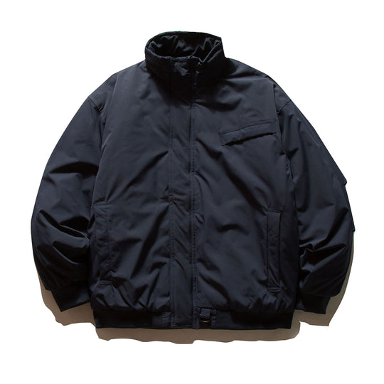 Herren Minimalistische Thermo‑Bomberjacke mit verdeckter Frontblende, hohem Stehkragen und Utility‑D‑Ring Nord Taschen