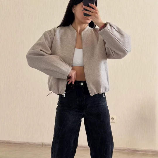 Damen Kurze Boxy‑Wollmix‑Bomberjacke mit Reißverschluss, verdecktem Stehkragen und Tunnelzugsaum Nord Taschen
