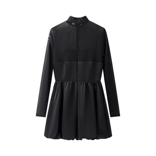 Damen kurzes Mesh-Overlay-Skaterkleid mit Stehkragen und taillierter Korsage Nord Taschen