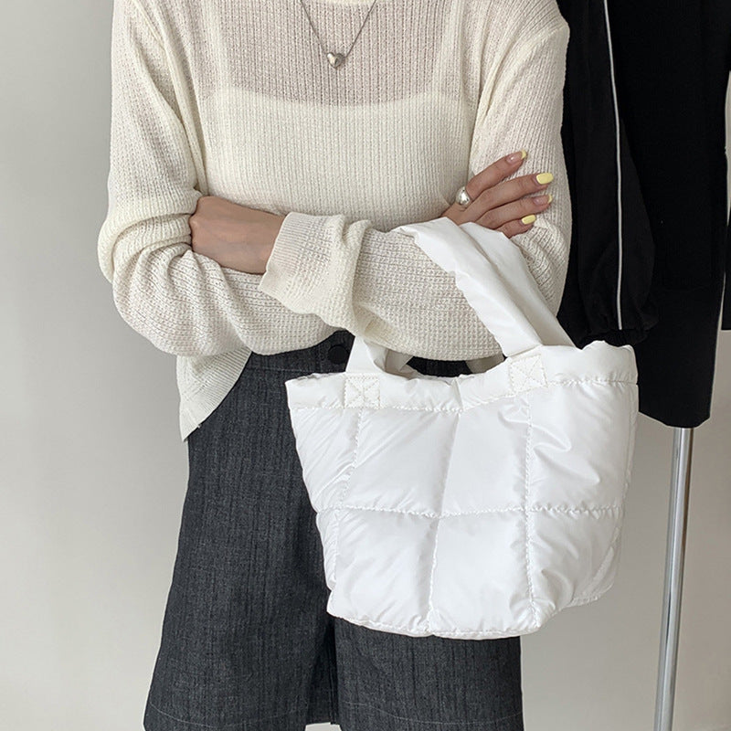 Damen modische Shopper-Tasche mit weich gepolsterter Struktur Nord Taschen