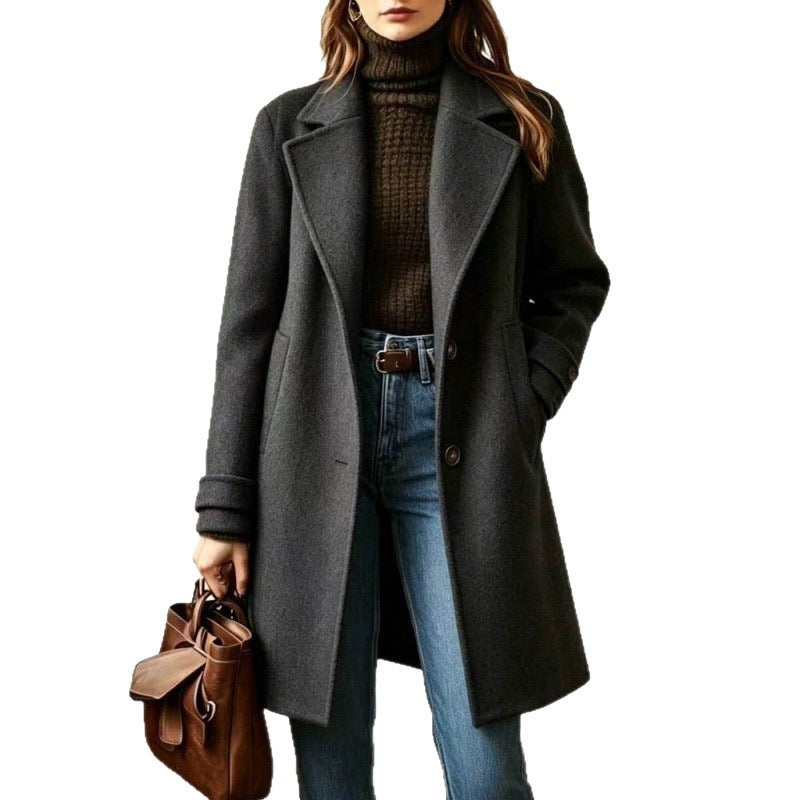 Damen Eleganter Wollmantel mit tailliertem Schnitt und Reverskragen Nord Taschen