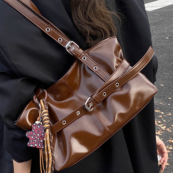 Damen Tragetasche mit elegantem Gürtelakzent und robustem Kunstleder Nord Taschen
