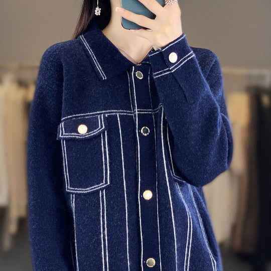 Damen Oversize-Strickjacke im Jeansjacken‑Look mit kontrastierenden Nahtdetails und Brusttasche Nord Taschen