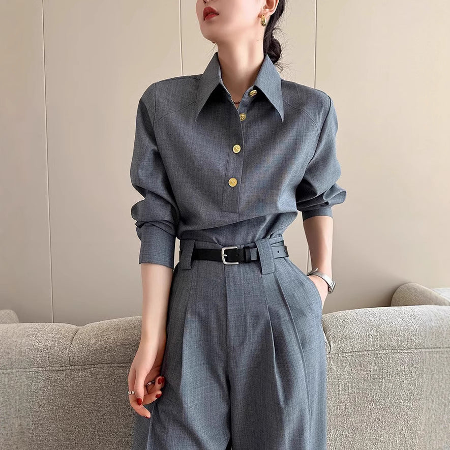 Damen Elegante und vielseitige Bluse mit Knopfdetail Nord Taschen