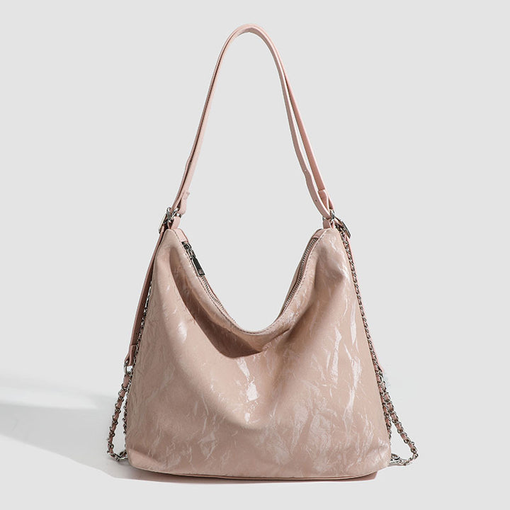 Damen Hobo-Tasche mit großzügigem Innenraum und eleganter Kettenapplikation Nord Taschen