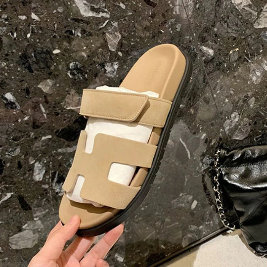 Damen komfortable Veloursleder-Sandalen mit verstellbarem Klettverschluss und rutschfester Sohle Nord Taschen