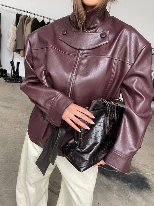 Damen Boxy-Kunstlederjacke mit hohem Stehkragen, Frontzip und Taillenschärpe Nord Taschen