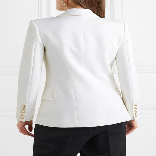Damen Taillierter Zweireihiger Blazer im Smoking-Tailoring mit Schalkragen und goldenen Zierrundknöpfen Nord Taschen