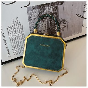 Damen elegante Handtasche im geometrischen Design mit goldenen Akzenten Nord Taschen