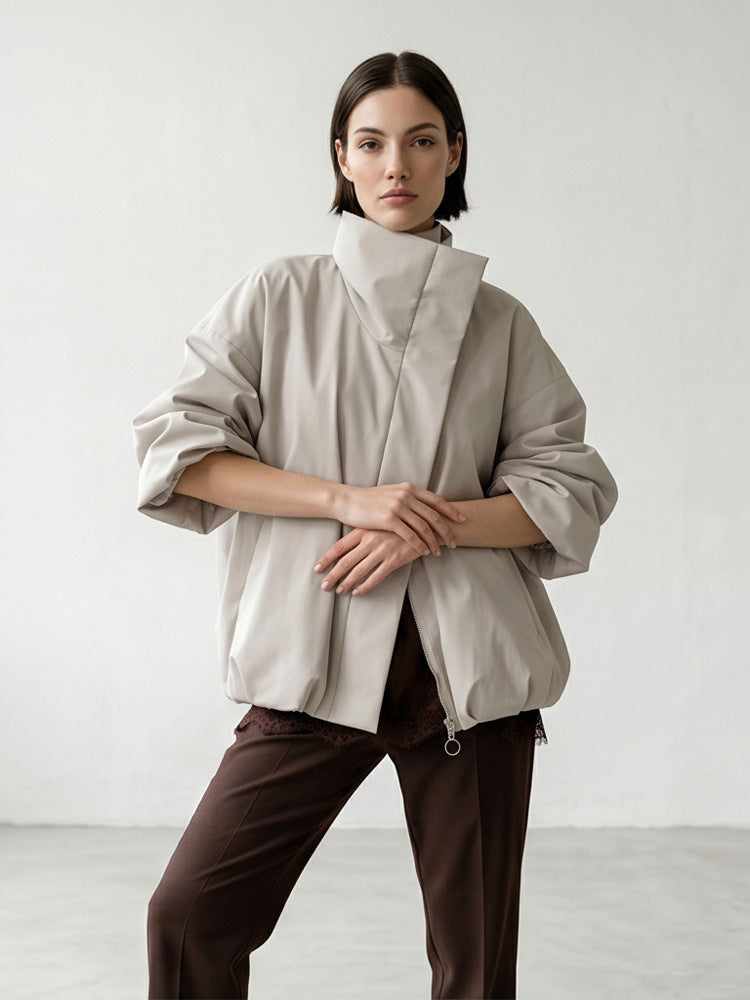 Damen Boxy-Kurzsteppjacke mit hohem asymmetrischem Stehkragen Nord Taschen