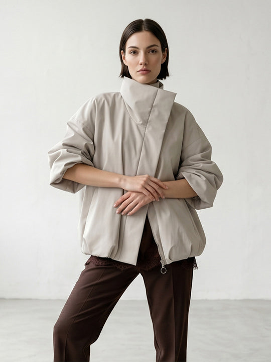 Damen Boxy-Kurzsteppjacke mit hohem asymmetrischem Stehkragen Nord Taschen