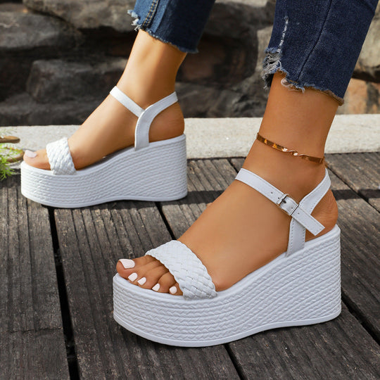 Damen Plateau-Sandalen mit geflochtenem Riemendesign Nord Taschen