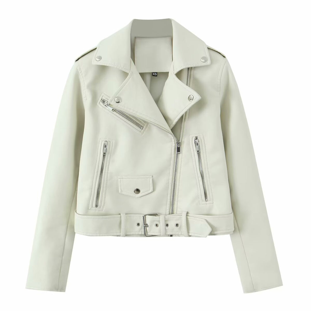 Damen Robuste taillierte Bikerjacke aus Kunstleder mit asymmetrischem Reißverschluss und Taillengürtel Nord Taschen