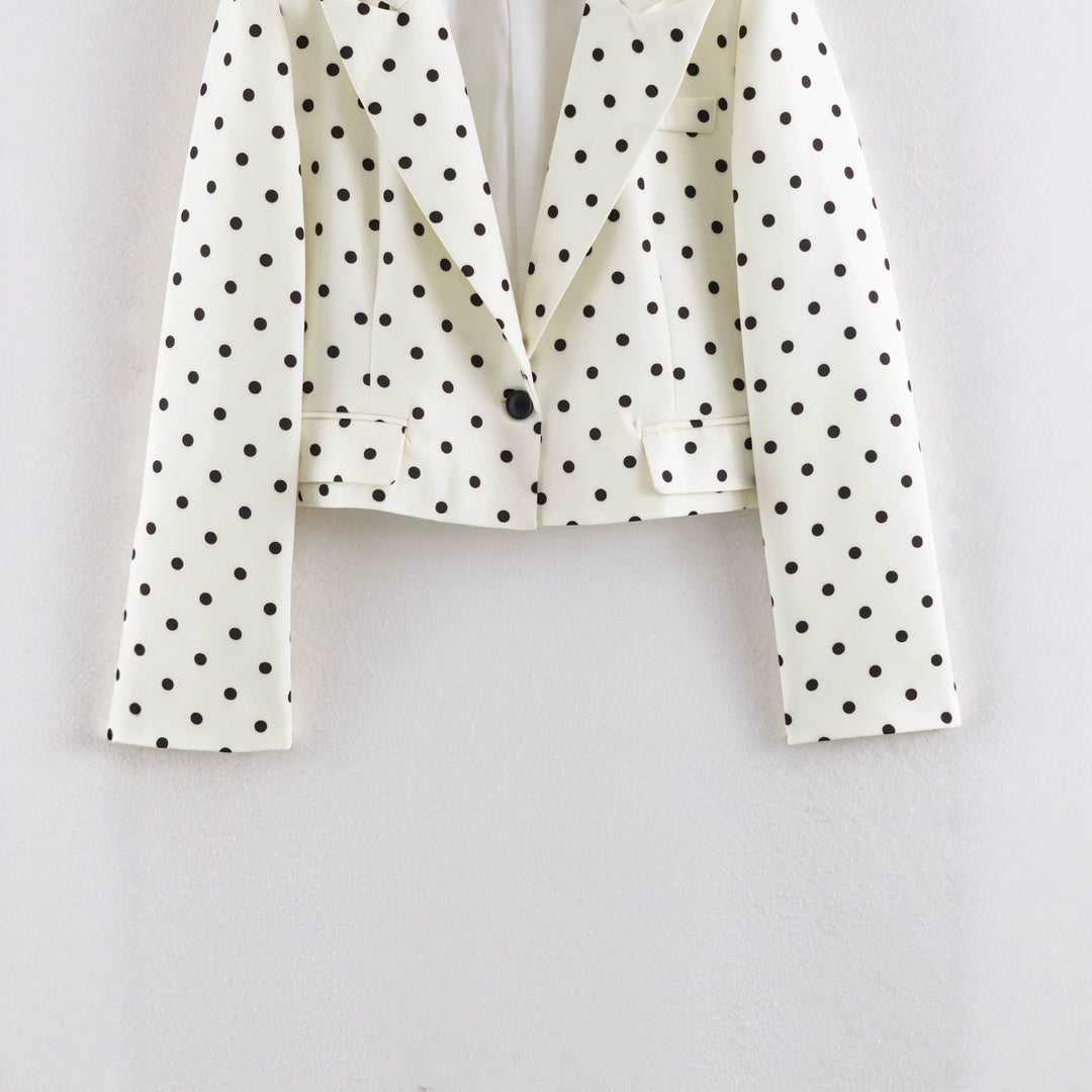 Damen Gepunkteter Cropped-Blazer mit Reverskragen und Pattentaschen Nord Taschen