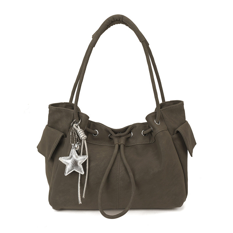 Damen Hobo Tasche aus weichem Kunstleder mit elegantem Zugverschluss Nord Taschen
