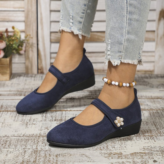Damen Mokassin-Schuhe mit elegantem Riemen und zeitloser Blütenapplikation Nord Taschen