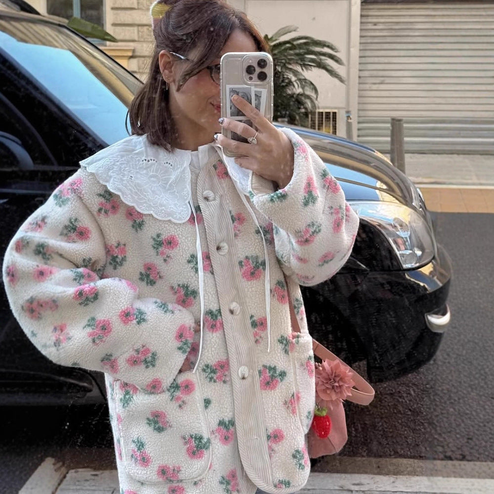 Damen Teddy-Fleecejacke mit Blumendruck, Cordleiste, Pattentaschen und übergroßem Spitzenkragen Nord Taschen