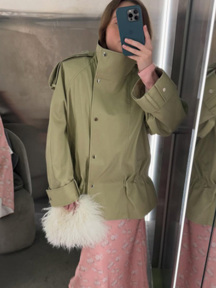 Damen Kurzparka mit hohem Stehkragen, Schulterklappen und taillierbarem Kordelzug Nord Taschen