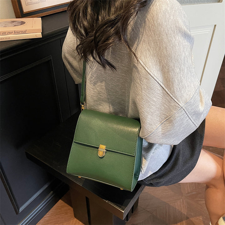 Damen elegante Umhängetasche mit klassischem Verschluss Nord Taschen