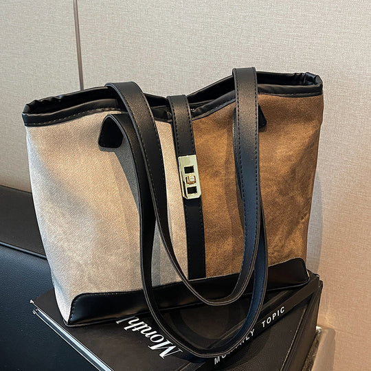Damen Handtasche mit modernem Design und stabilen Griffen Nord Taschen