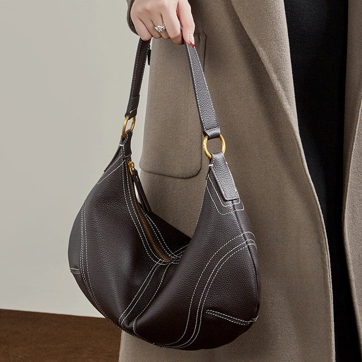 Damen Hobo-Tasche mit innovativer Form und hochwertiger Lederverarbeitung Nord Taschen