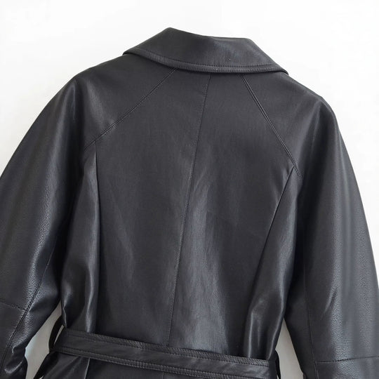 Damen Taillierte Lederoptik‑Jacke mit Bindegürtel und Raglanärmeln Nord Taschen