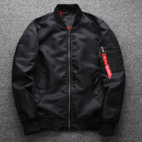 Herren Nylon-Bomberjacke mit Ärmeltasche, gerippten Bündchen und Utility-Details Nord Taschen