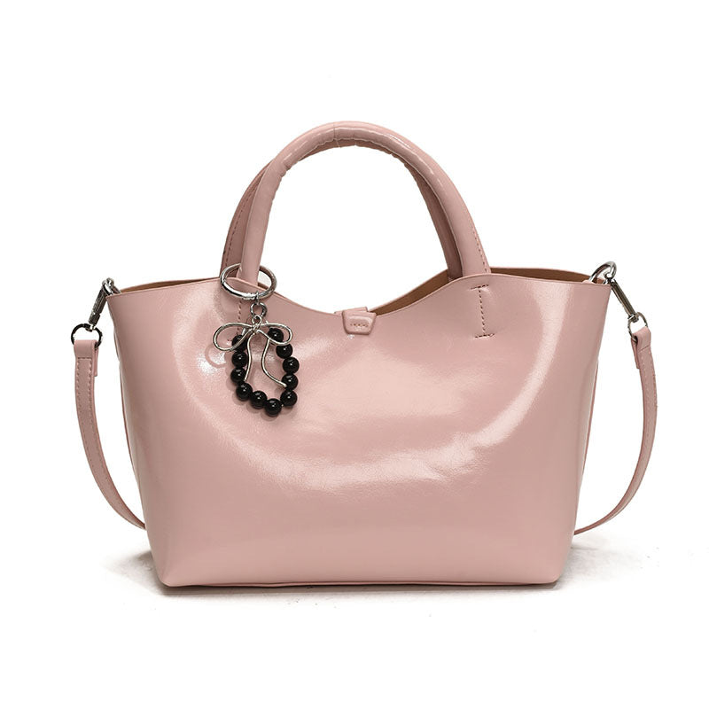 Damen elegante Handtasche mit hochwertiger Lackoberfläche Nord Taschen