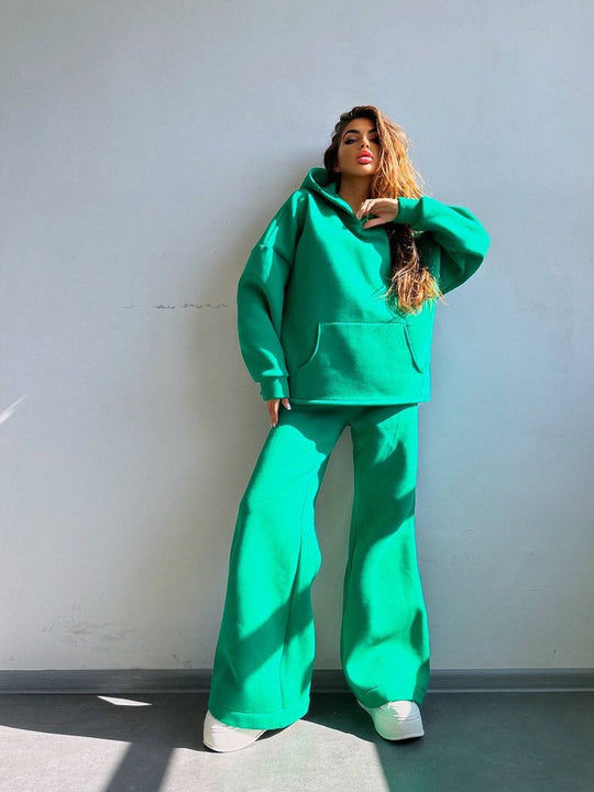 Damen Scuba-Fleece Lounge-Set mit Oversize-Kapuzenpullover und weiter Flare-Hose Nord Taschen