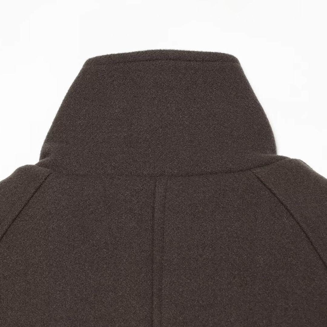 Damen Kurze Capejacke aus Wollmix mit hohem Stehkragen, Doppelreihe und Bindegürtel Nord Taschen