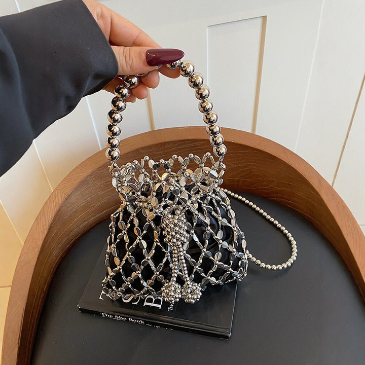 Damen Beuteltasche mit glamourösen Perlenakzenten Nord Taschen
