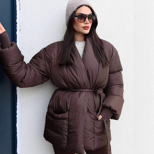 Damen Gesteppte Taillierte Steppjacke mit Schalkragen und Bindegürtel Nord Taschen
