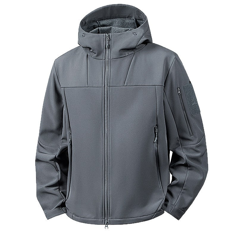 Herren Softshell-Outdoorjacke mit Kapuze, wind- und wasserabweisender Membran, verdeckten Reißverschlusstaschen und ergonomischem Schnitt Nord Taschen