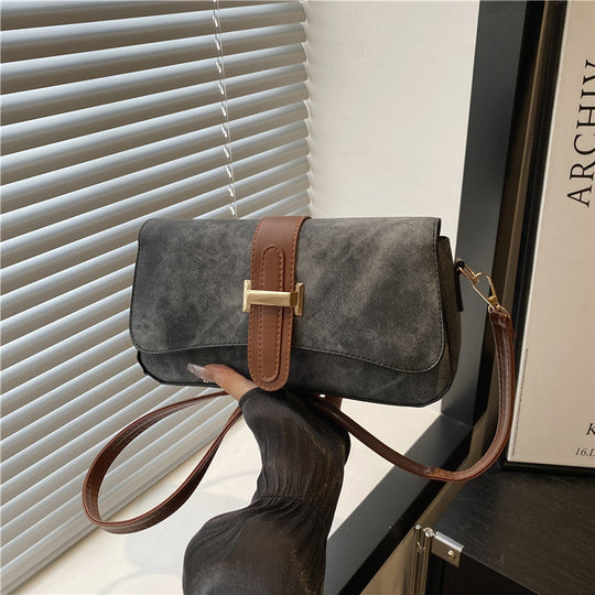 Damen Umhängetasche mit elegantem Kettenverschluss Nord Taschen
