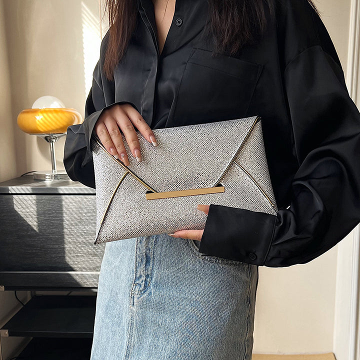 Damen Glamouröse Clutch-Tasche mit funkelndem Strass und eleganten Metallelementen Nord Taschen