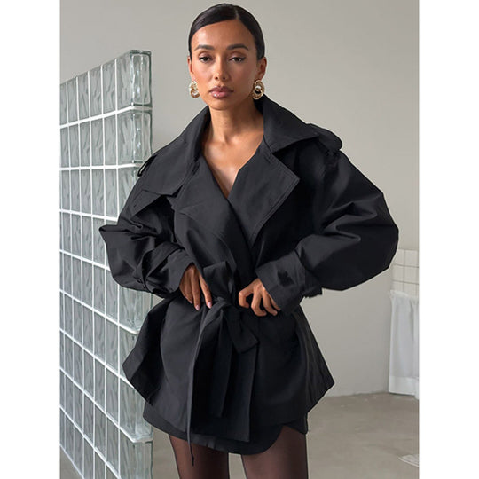 Damen Kurzer Taillierter Trench mit Cape-Überwurf und Bindegürtel Nord Taschen