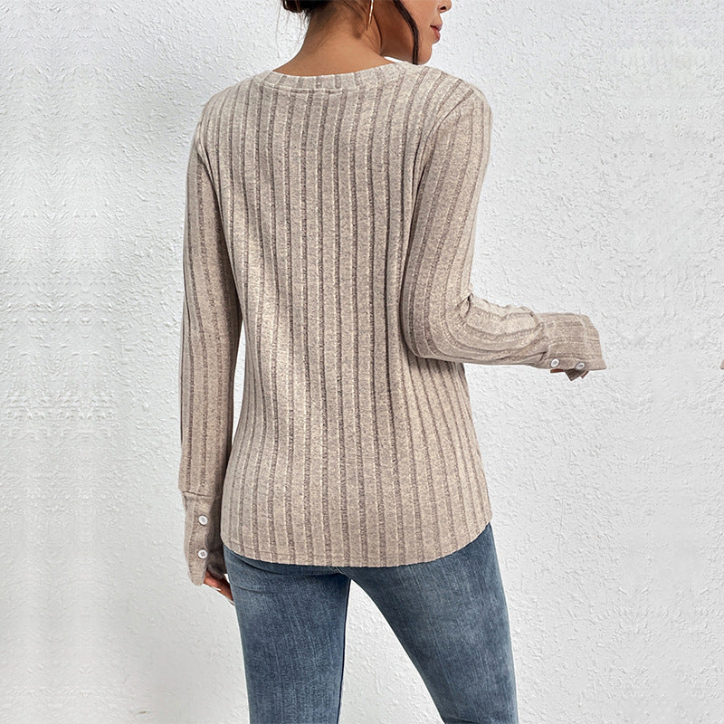 Damen Geripptes Feinstrick-Longsleeve mit V‑Ausschnitt und Spitzenpasse Nord Taschen