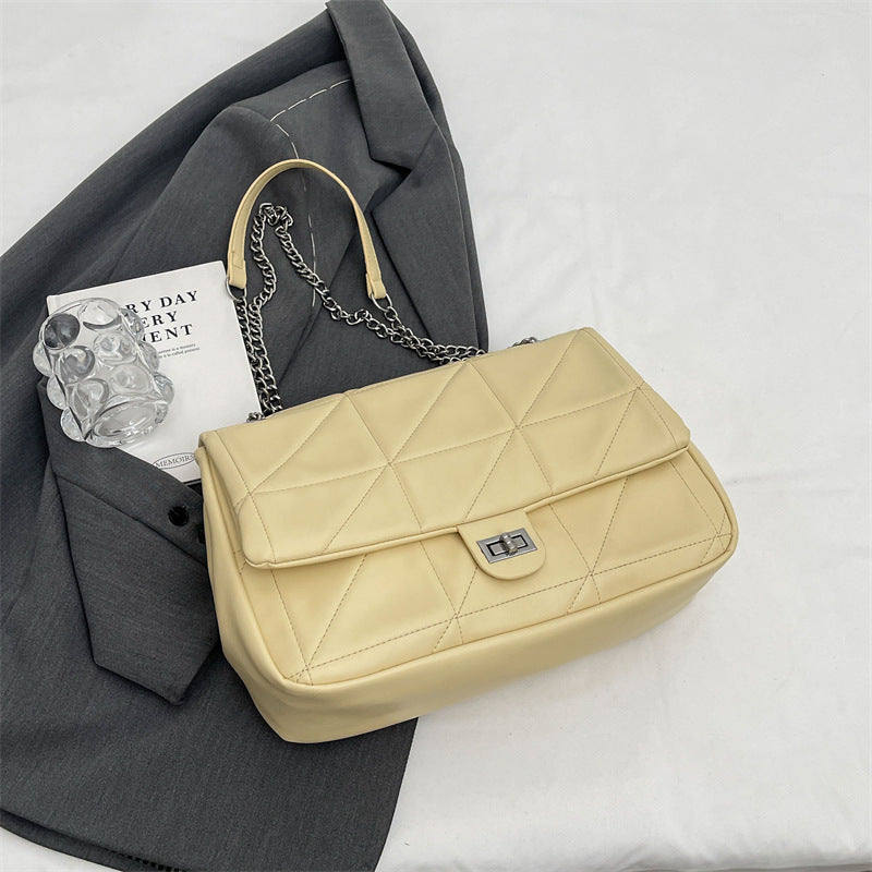 Damen elegante Schultertasche mit ausgeklügeltem Steppmuster Nord Taschen