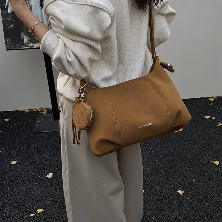 Damen praktische Schultertasche mit geschmeidigem Leder Nord Taschen