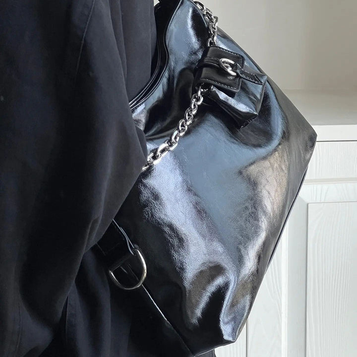 Damen elegante Schultertasche mit modischem Kettengriff Nord Taschen