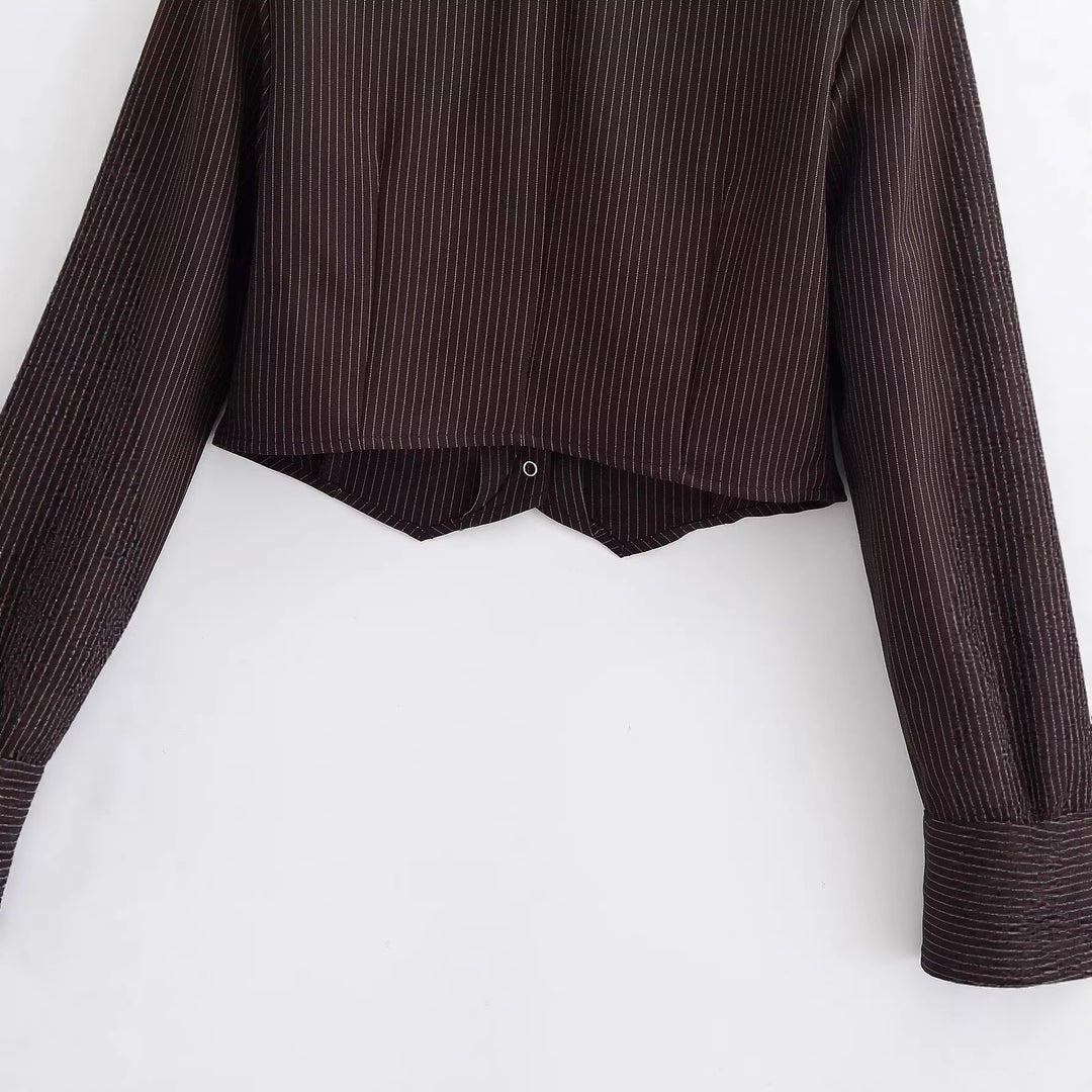 Damen Taillierte Cropped-Hemdbluse im Nadelstreifen mit tiefem V-Ausschnitt Nord Taschen