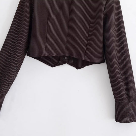 Damen Taillierte Cropped-Hemdbluse im Nadelstreifen mit tiefem V-Ausschnitt Nord Taschen