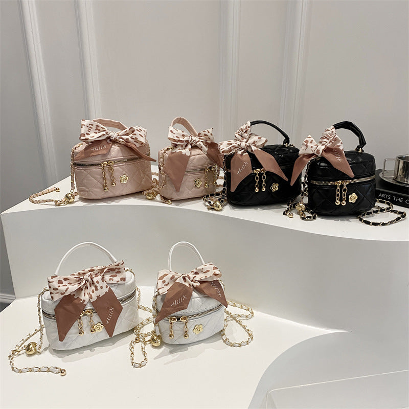 Damen Mini-Koffer-Handtasche mit eleganter Schleifendekoration Nord Taschen