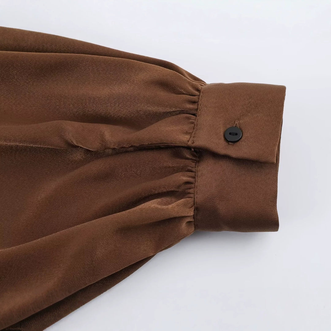 Damen Elegantes Satin-Maxikleid mit V-Ausschnitt und Spitzenbesatz Nord Taschen