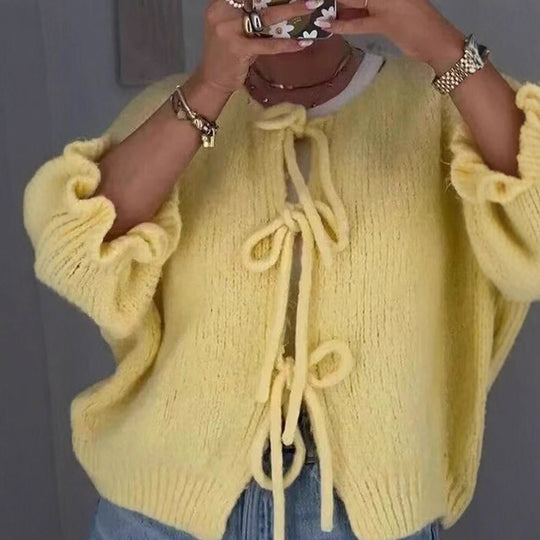 Damen Kuschelige Kurzstrickjacke mit Bindedetails, Volantärmeln und lockerem Oversize‑Schnitt Nord Taschen