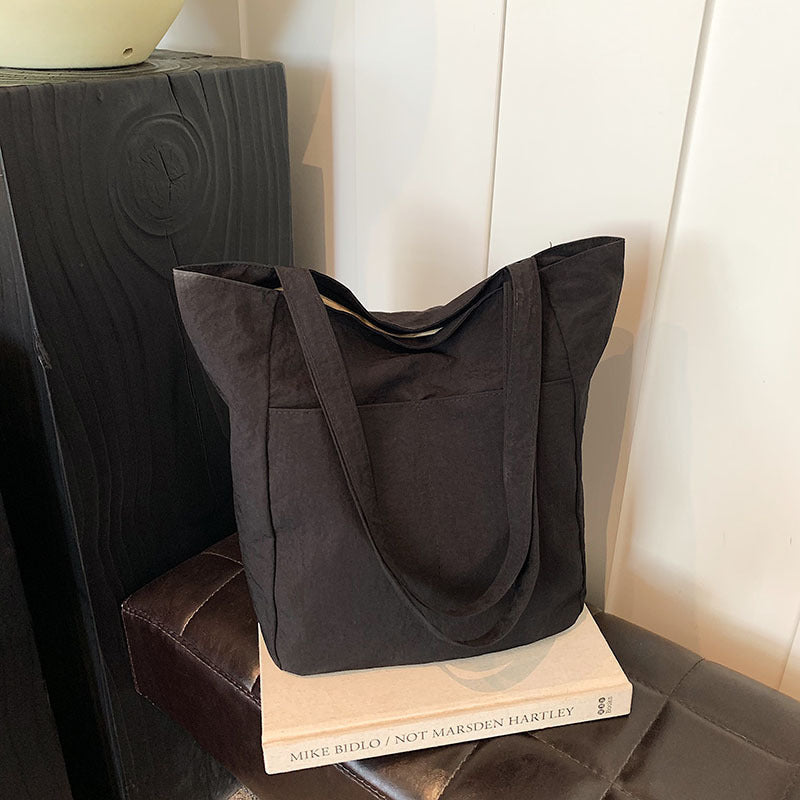 Damen lässige Tragetasche mit geräumigem Design und praktischen Innentaschen Nord Taschen
